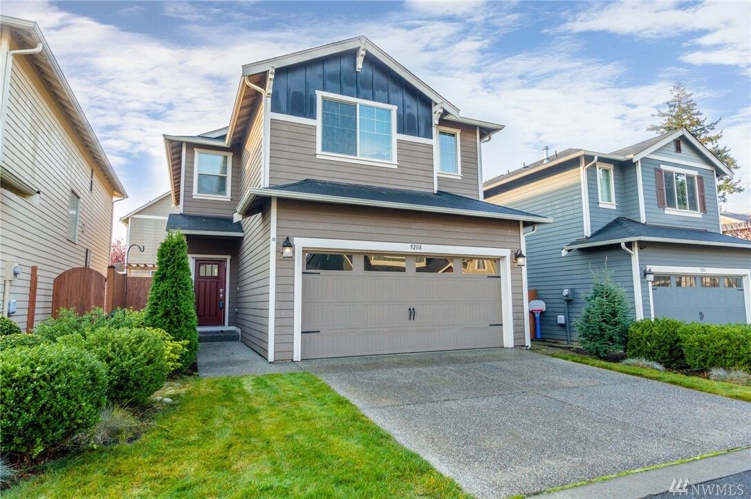 Property Photo: 9208 1st Place SE 29 WA 98258