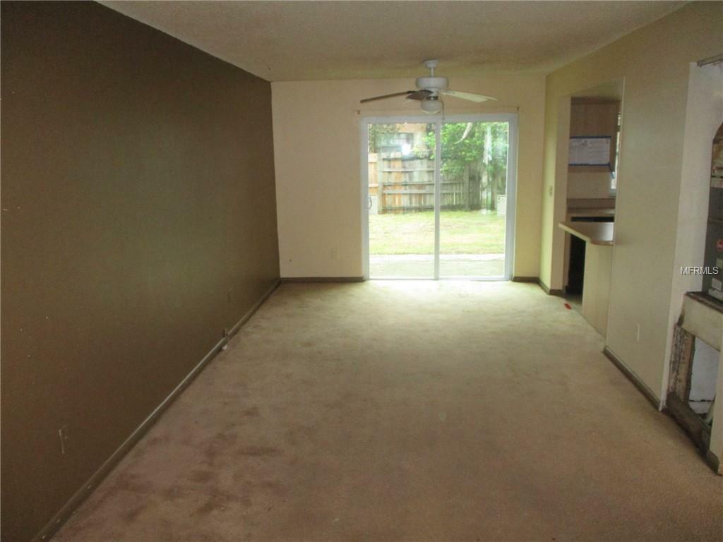 Property Photo:  5154 Tennis Court Circle 5154  FL 33617 