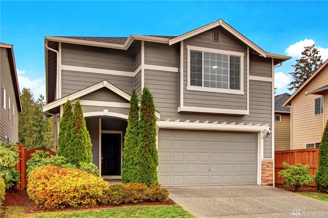 Property Photo:  607 194th Place SE  WA 98012 