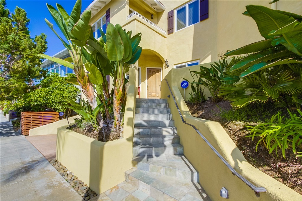 Property Photo:  7255 Draper Ave  CA 92037 