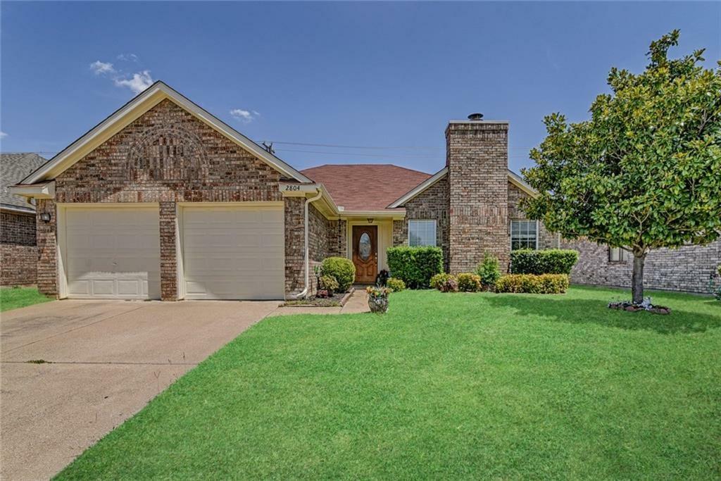 Property Photo:  2804 Amberton Place  TX 76040 