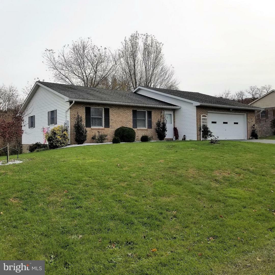 Property Photo: 11410 Greenridge Drive PA 17268