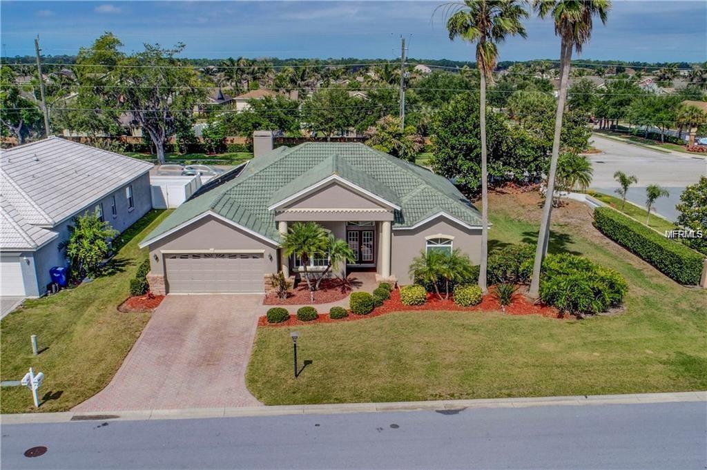 Property Photo: 7206 E 36th Court FL 34243