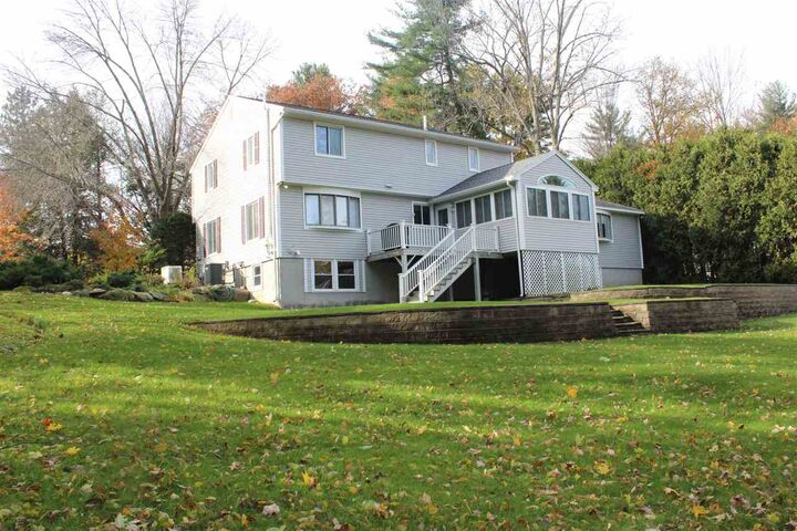 Property Photo: 45 Cricket Lane NH 03104