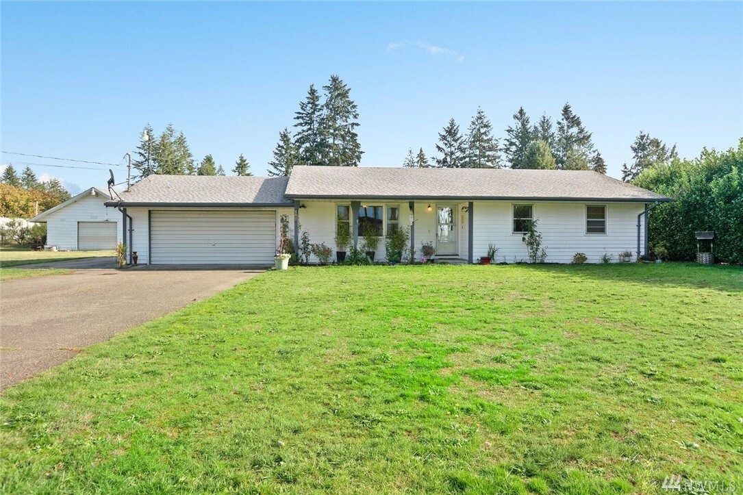 Property Photo:  2768 SE Water Lane W  WA 98366 
