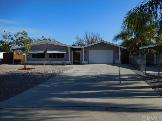 Property Photo:  43730 Earle Court  CA 92544 