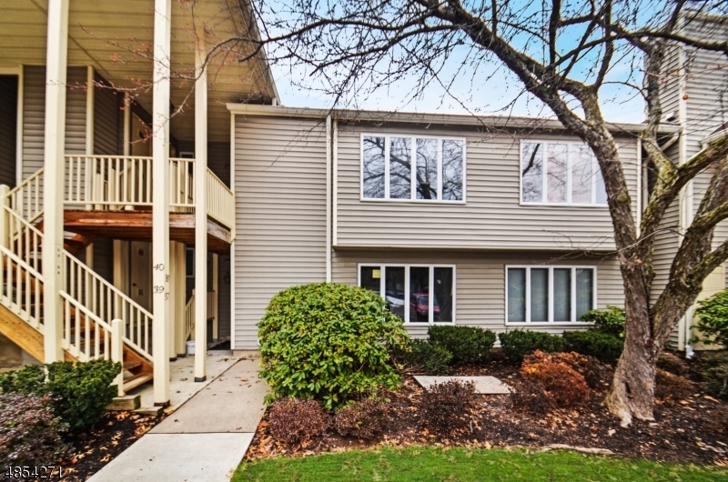 Property Photo: 39 Westchester Ter NJ 08801