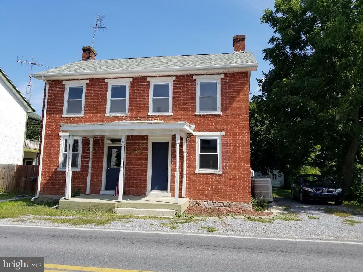 Property Photo: 305 Oakville Road PA 17257