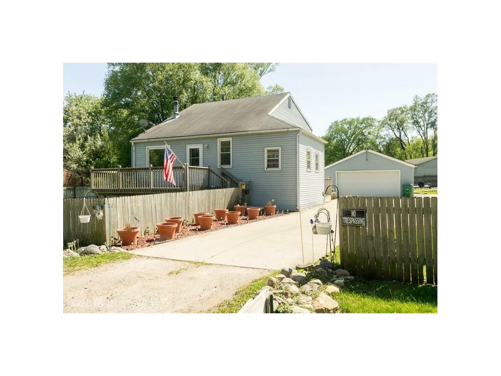 Property Photo:  2803 NE Norwood Lane  IA 50317 