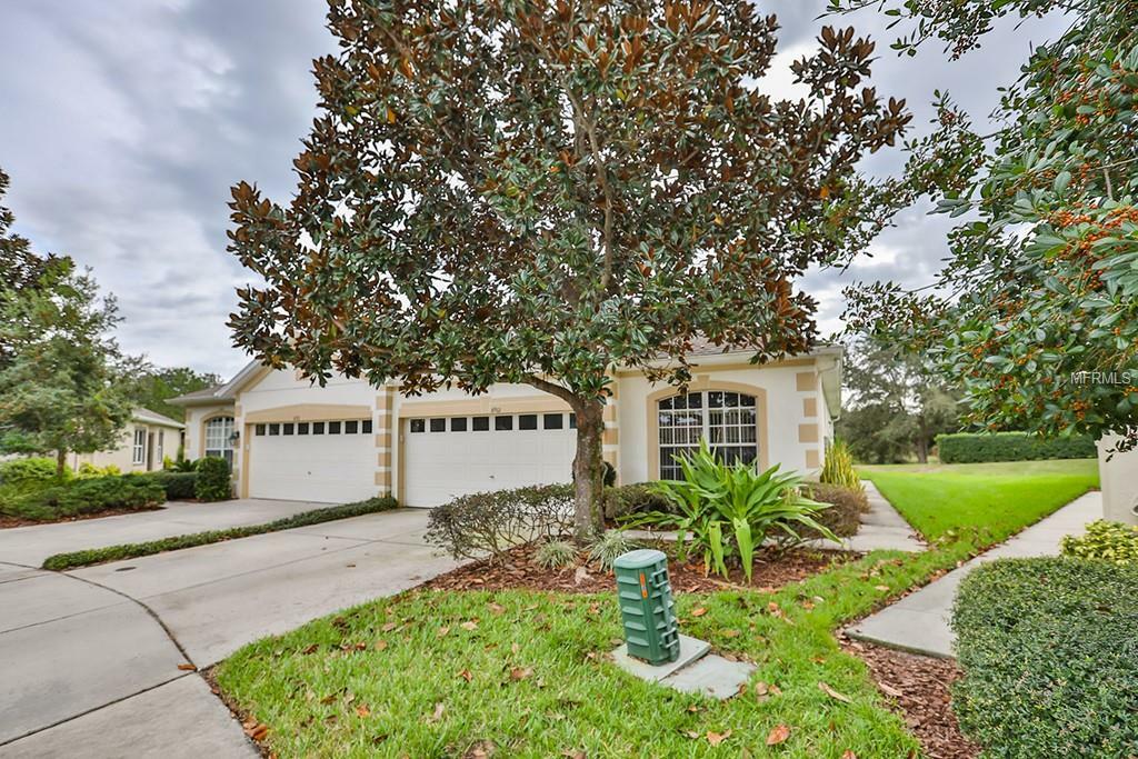 Property Photo:  6901 Surrey Hill Place  FL 33572 