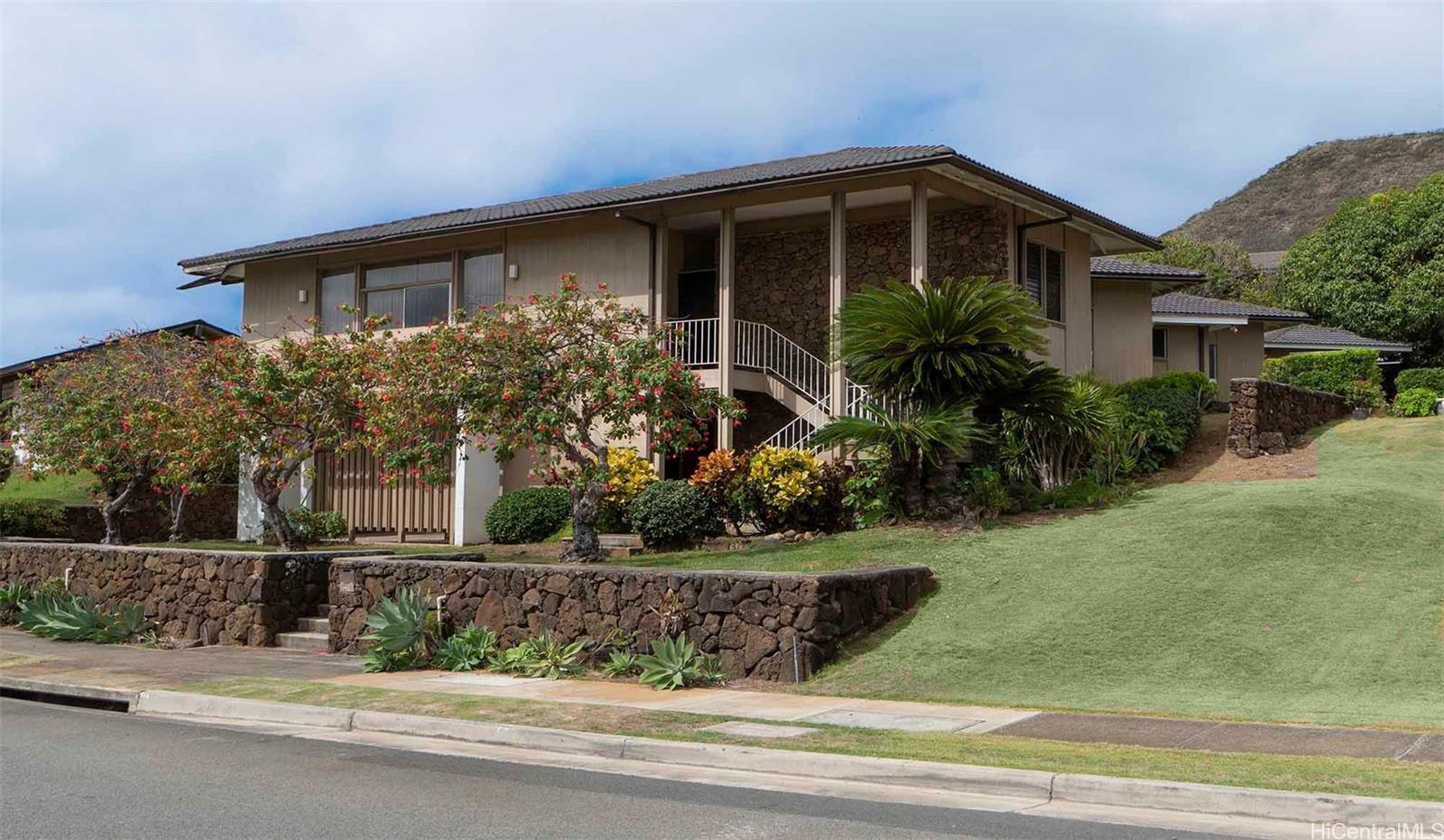 Property Photo:  3968 Kaualio Place Downstairs  HI 96816 