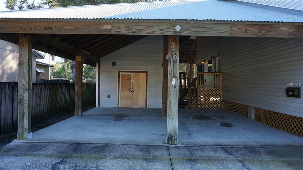 Property Photo:  330 84th Avenue NE  FL 33702 