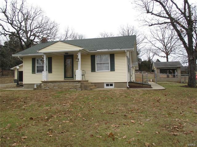 Property Photo: 5046 Highway 61 63627