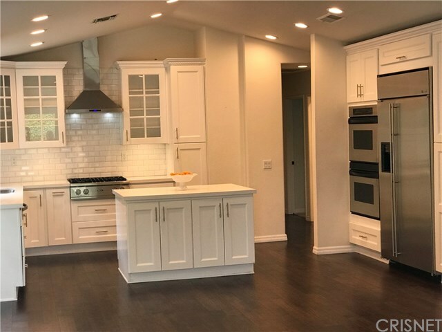 Property Photo: 24561 Stonegate Drive CA 91304