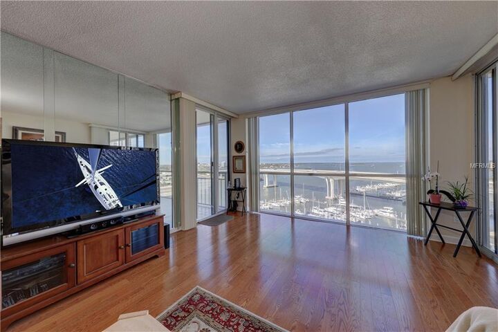 Property Photo: 100 Pierce Street Ph 9 FL 33756