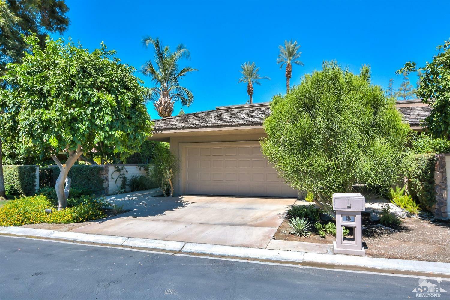 Property Photo: 40 Princeton Drive CA 92270