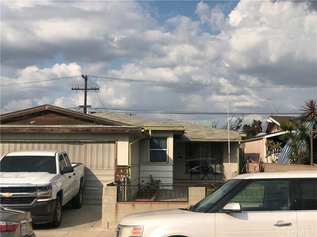 Property Photo:  1123 W M Street  CA 90744 