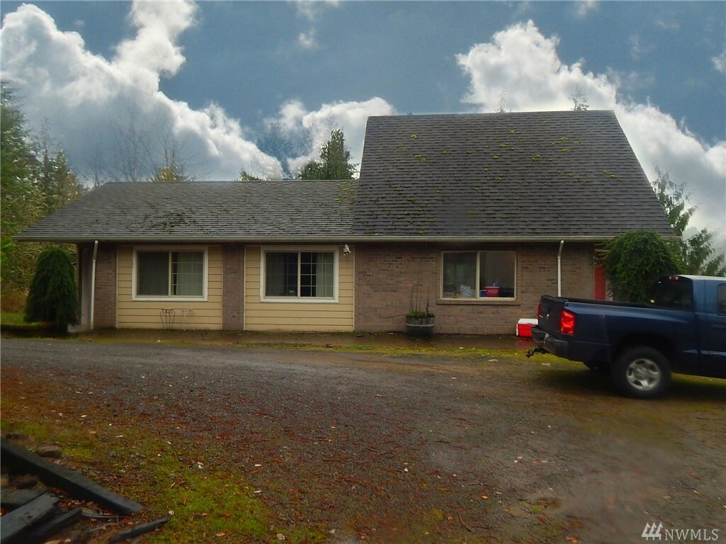 Property Photo:  322 Pg Sweet Rd  WA 98626 