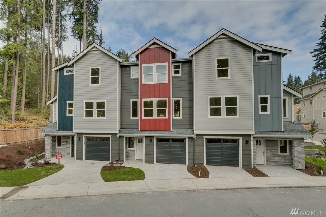 Property Photo: 1225 (Lot 8) Filbert Rd D1 WA 98036