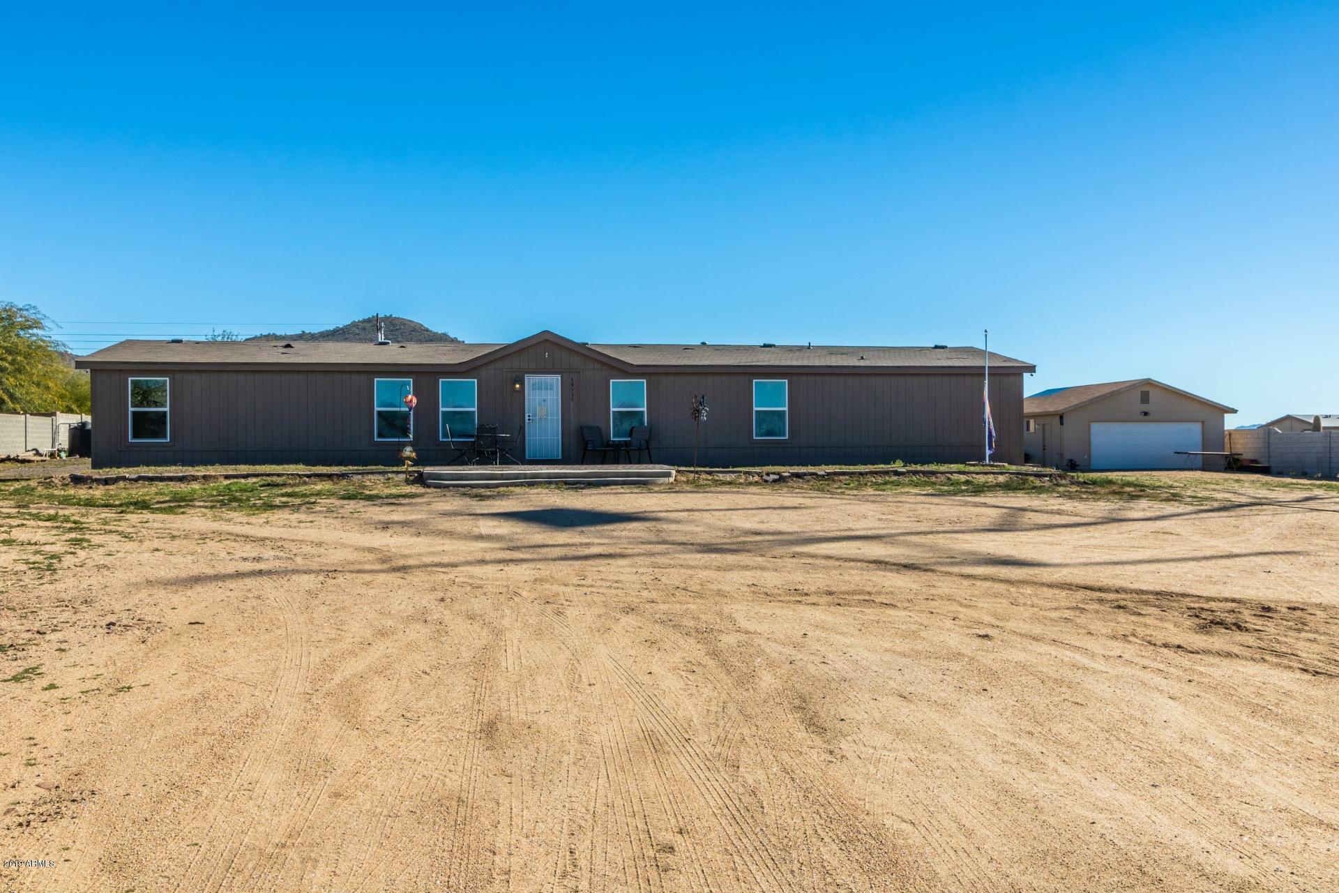 Property Photo:  39935 N New River Road  AZ 85086 