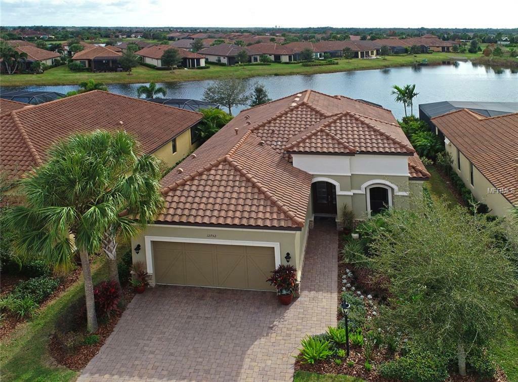 Property Photo:  12752 Fontana Loop  FL 34211 