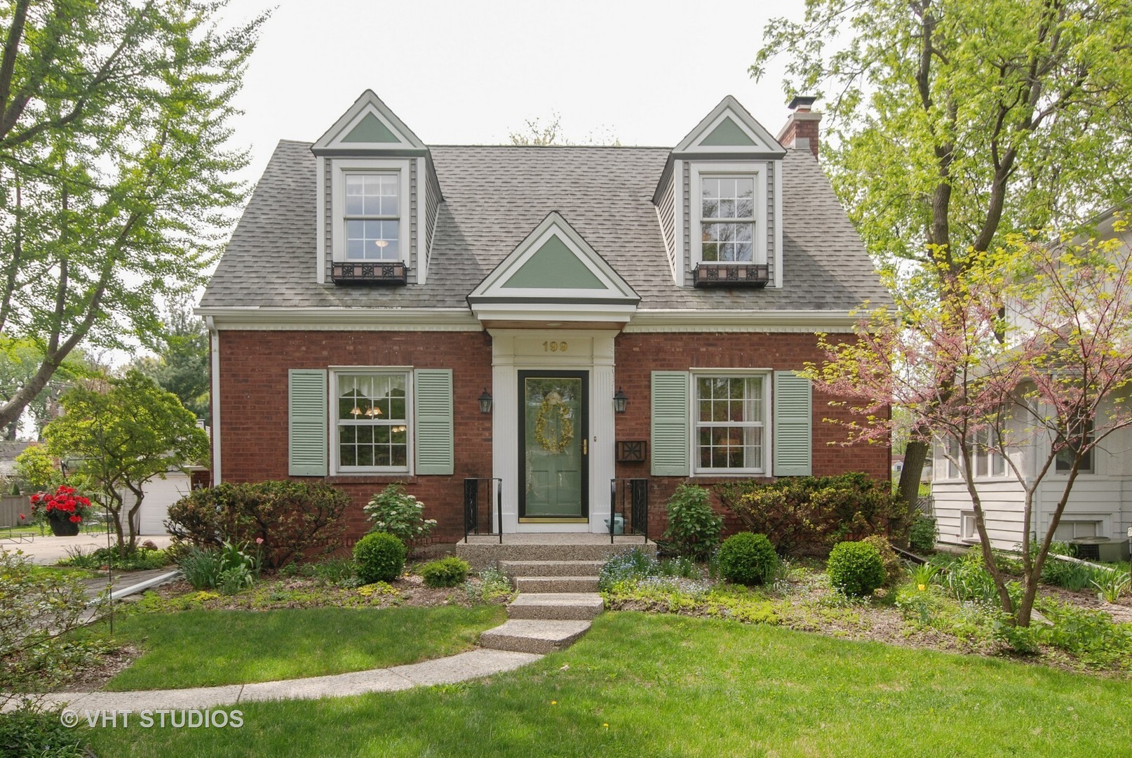 Property Photo: 199 Parkview Road IL 60546