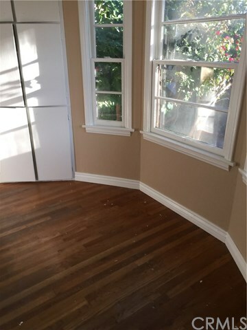 Property Photo:  867 N Orange Street  CA 92867 