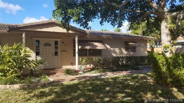 Property Photo: 2167 NE 56th Ct B FL 33308