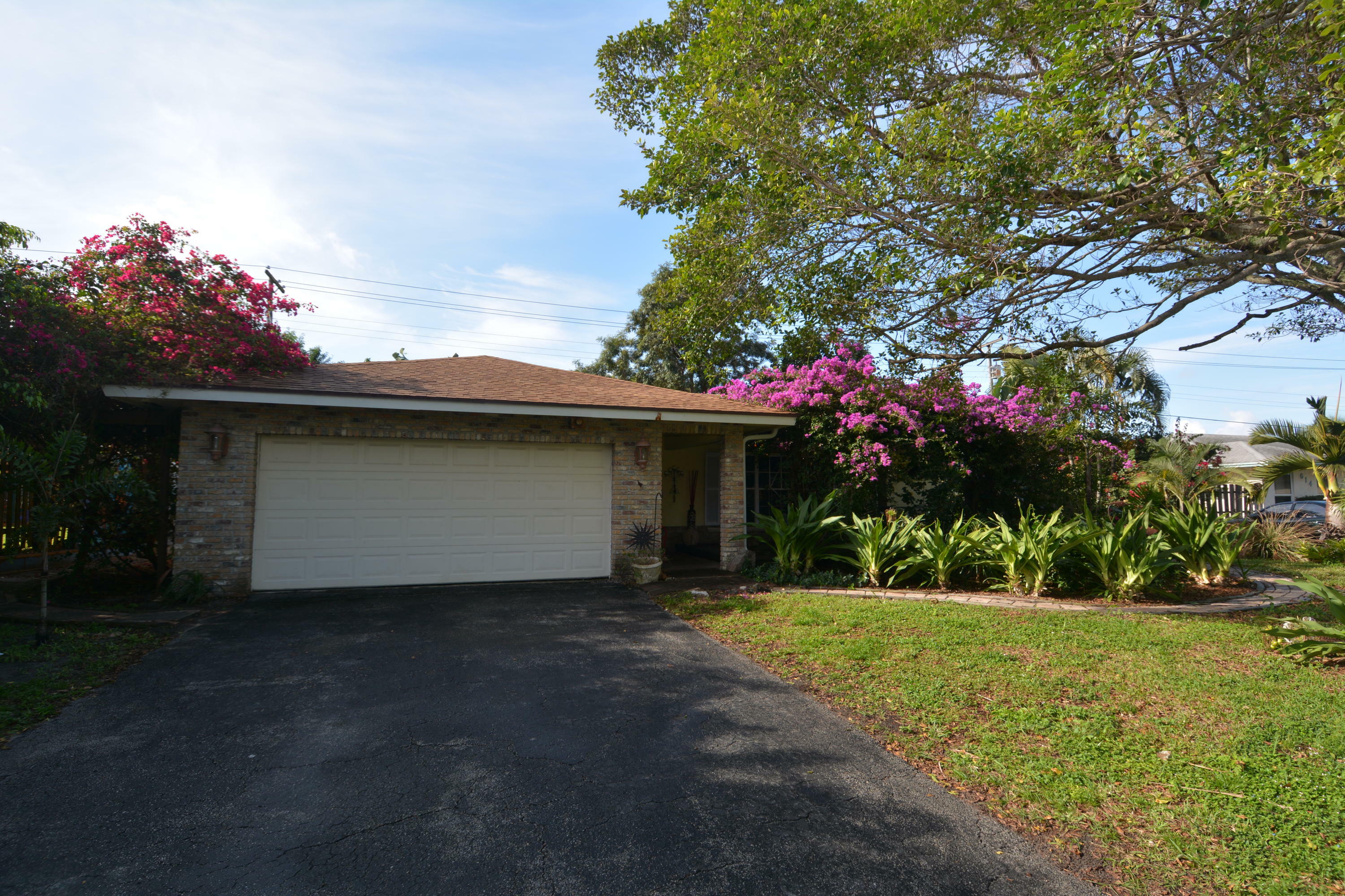 Property Photo:  610 Heron Drive  FL 33444 