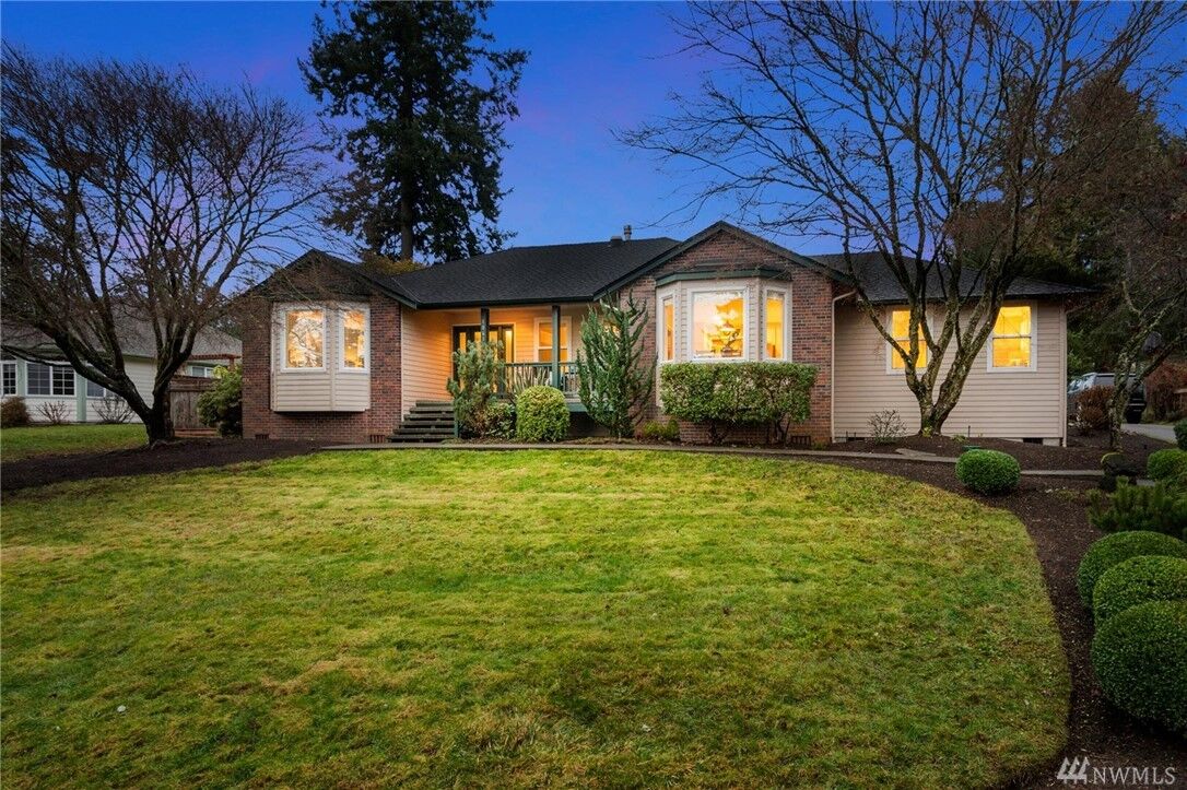 Property Photo: 1061 Paiute Trail WA 98333