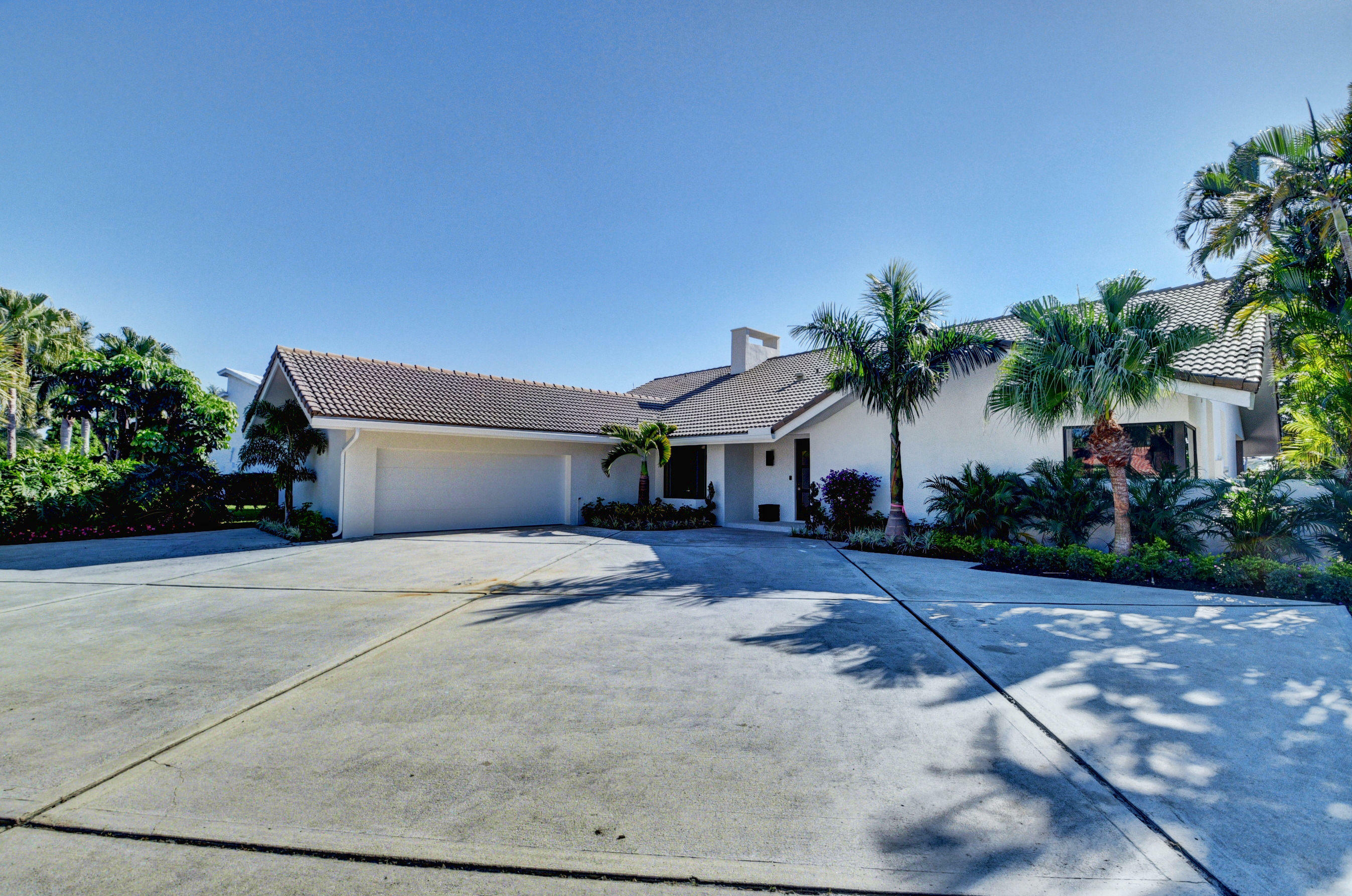 Property Photo: 16911 River Birch Circle FL 33445