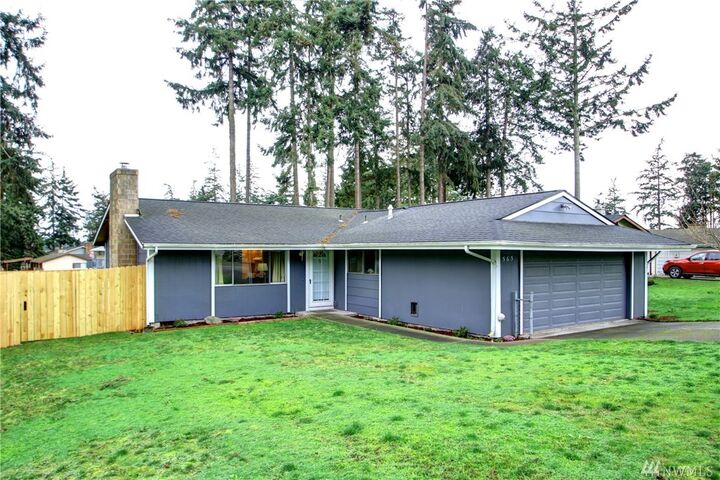 565 NW Dory Dr  Oak Harbor WA 98277 photo