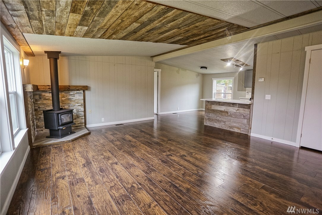 Property Photo: 3603 250th St Ct E WA 98387