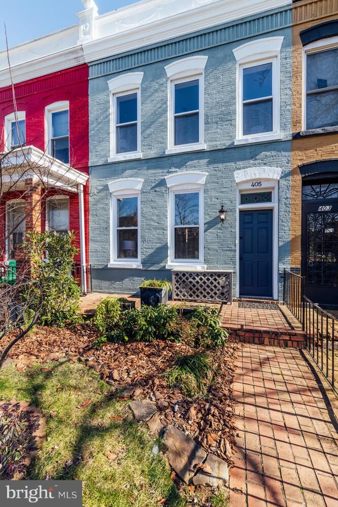 Property Photo:  405 14th Street NE  DC 20002 