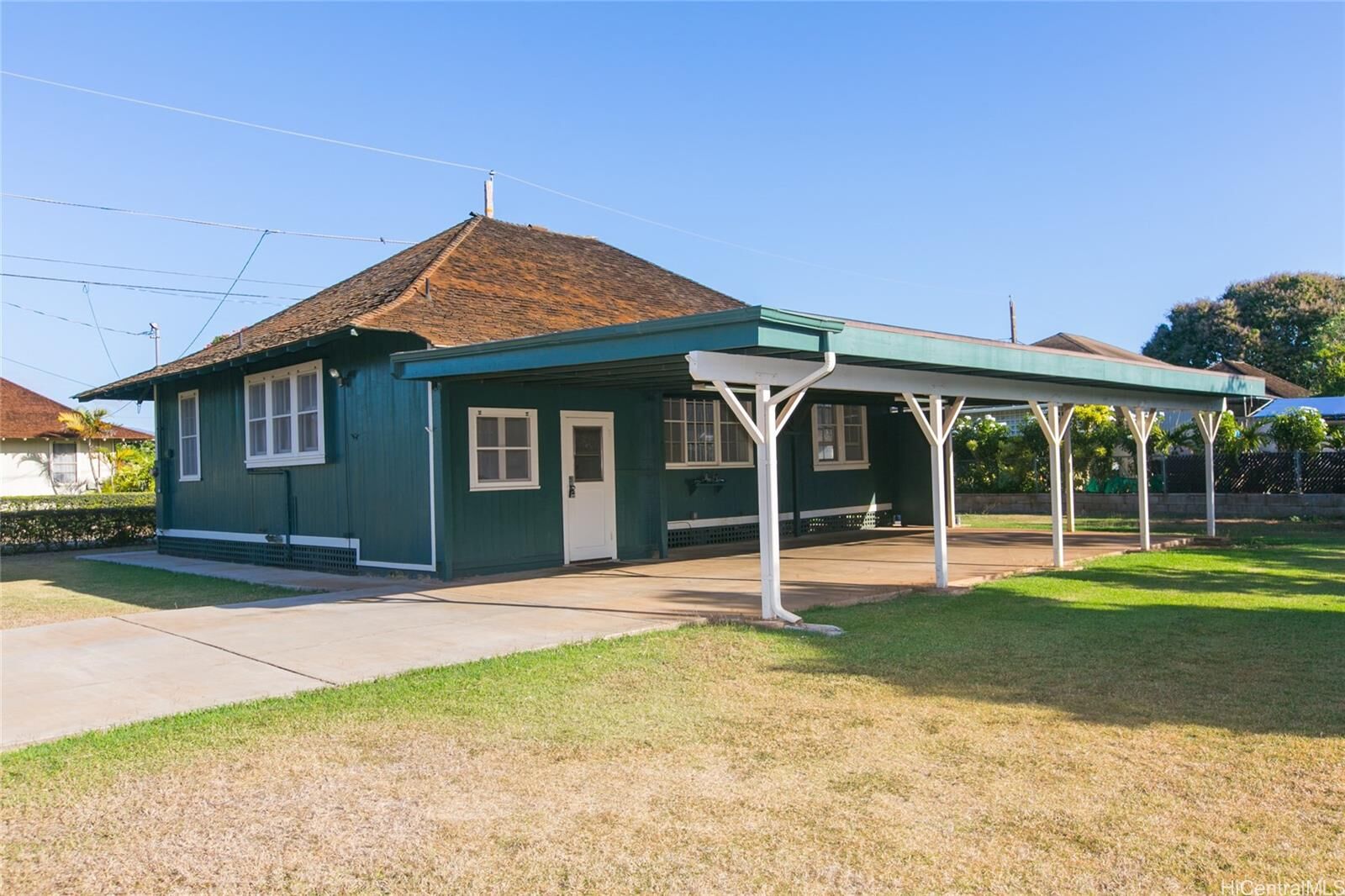 Property Photo: 91-1705 Tenney Street HI 96706