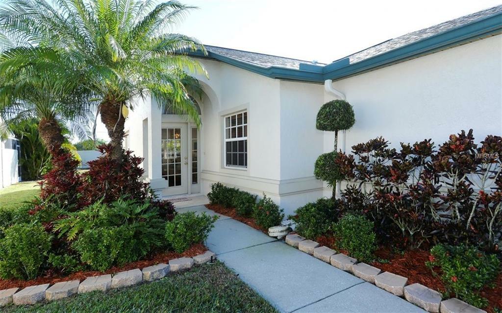 Property Photo:  4811 Raintree Street Circle E  FL 34203 