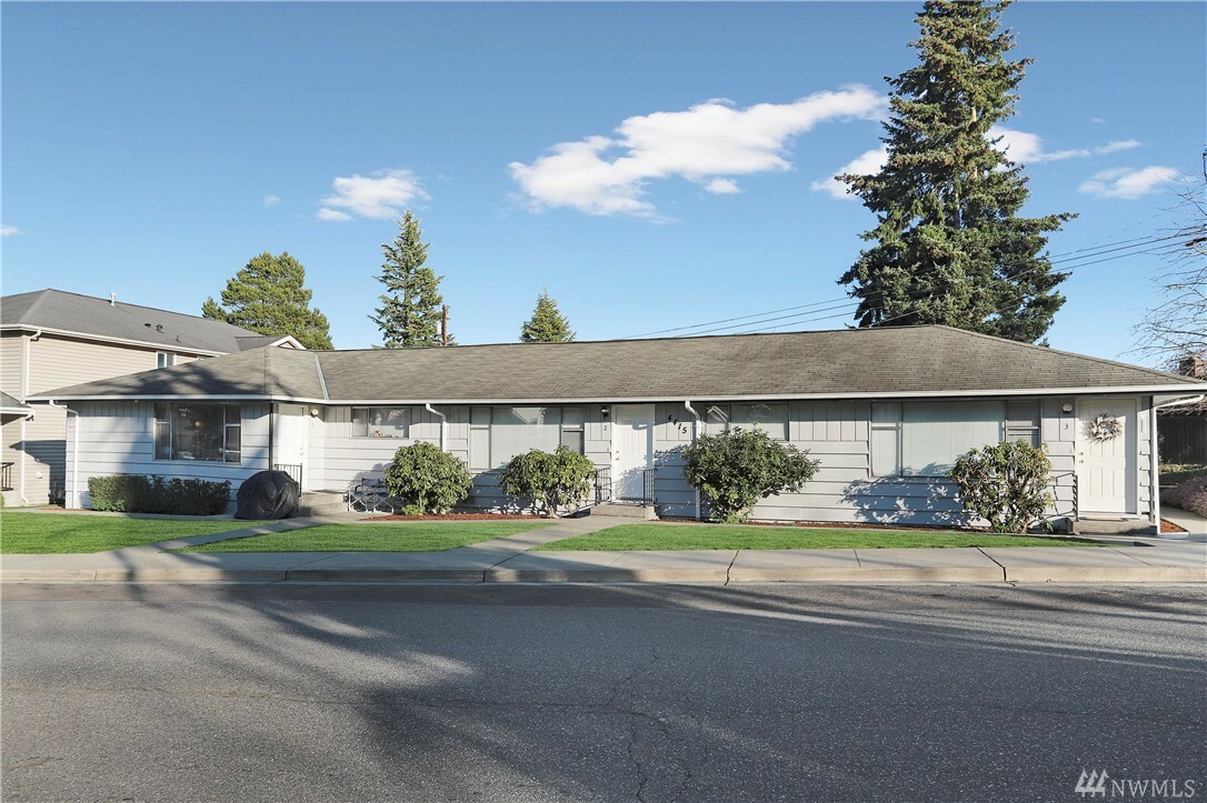 Property Photo:  4415 Hoyt Ave 1,2,3  WA 98203 