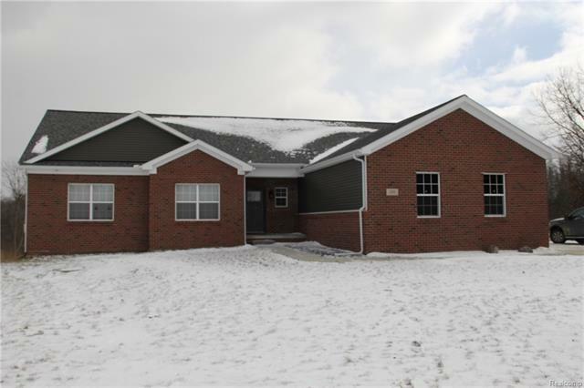 Property Photo:  105 Parker Lane  MI 48462 