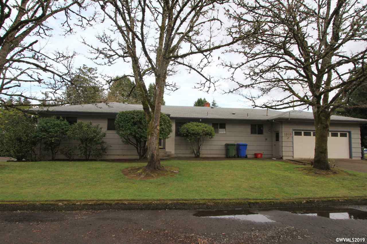 Property Photo:  1315  Madrona Av SE  OR 97302-2628 