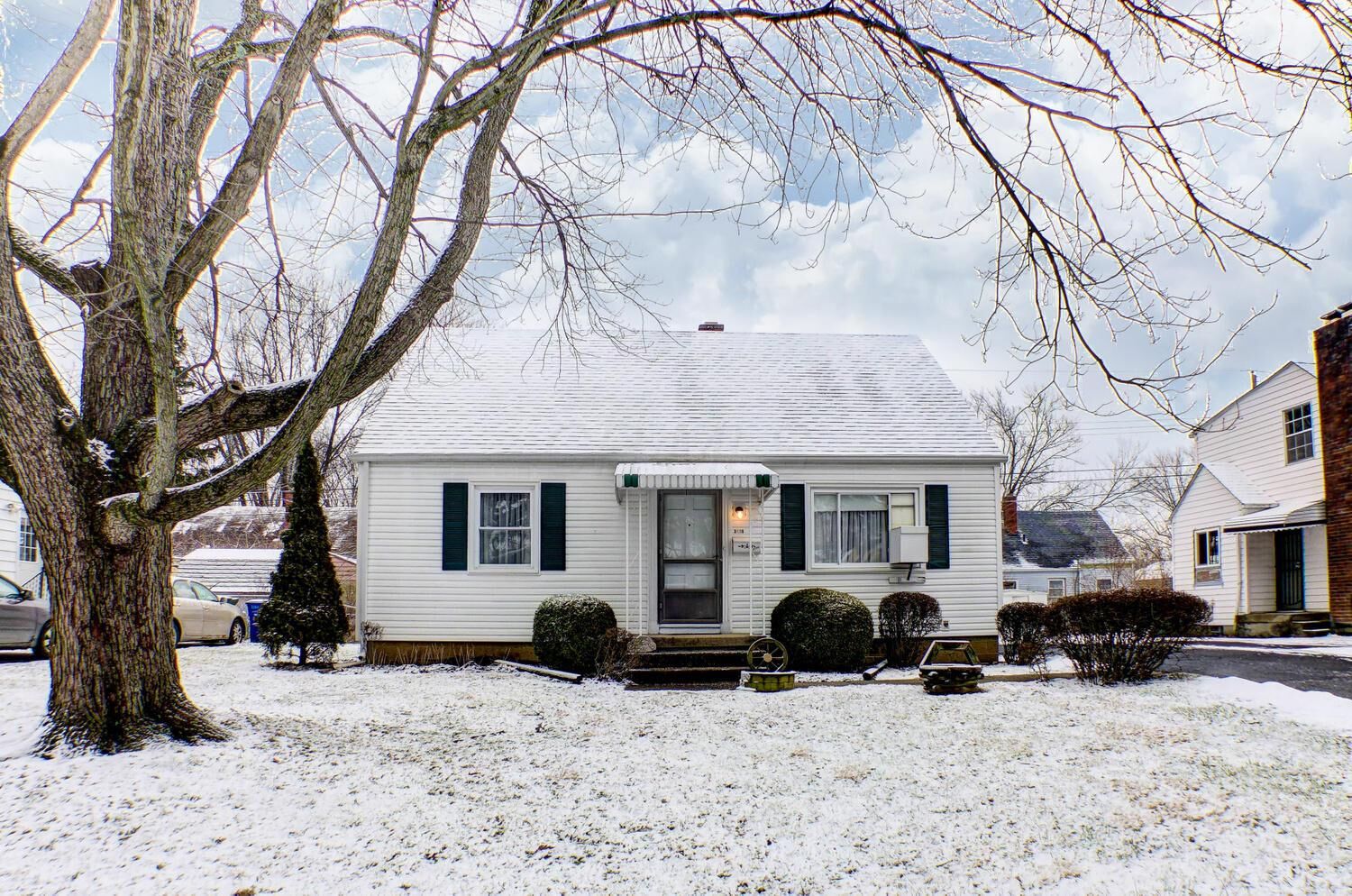 Property Photo:  3146 Hamilton Avenue  OH 43224 