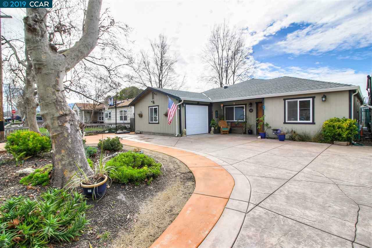 Property Photo:  1881 Granada Drive  CA 94519-1326 