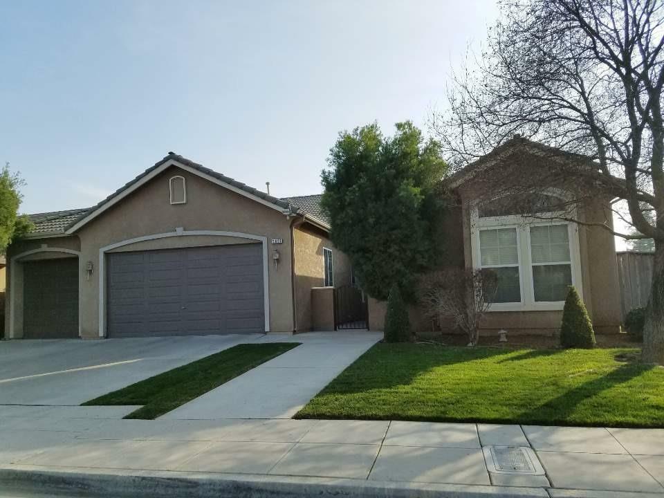 Property Photo: 5697 W Birch Avenue CA 93722