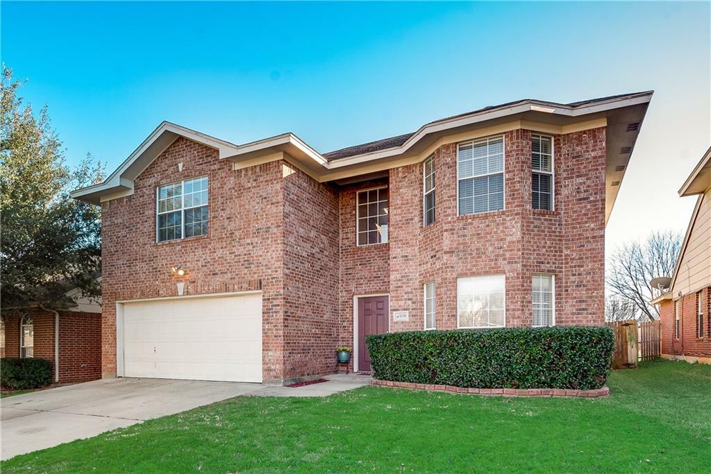 Property Photo:  4308 Falcon Perch Circle  TX 76001 