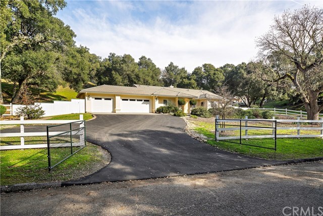 Property Photo: 6955 Lomitas Road CA 93422