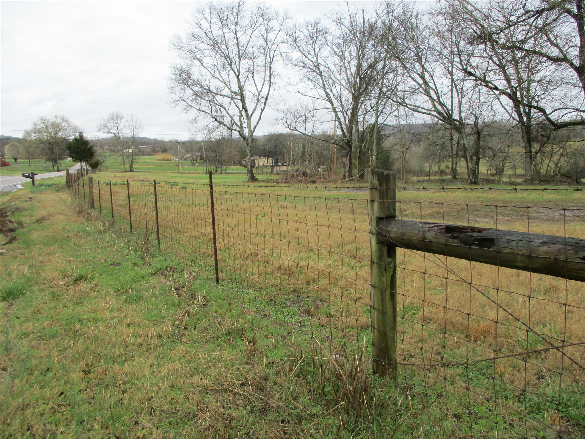 Property Photo:  1 Trousdale Ferry Pike  TN 37090 