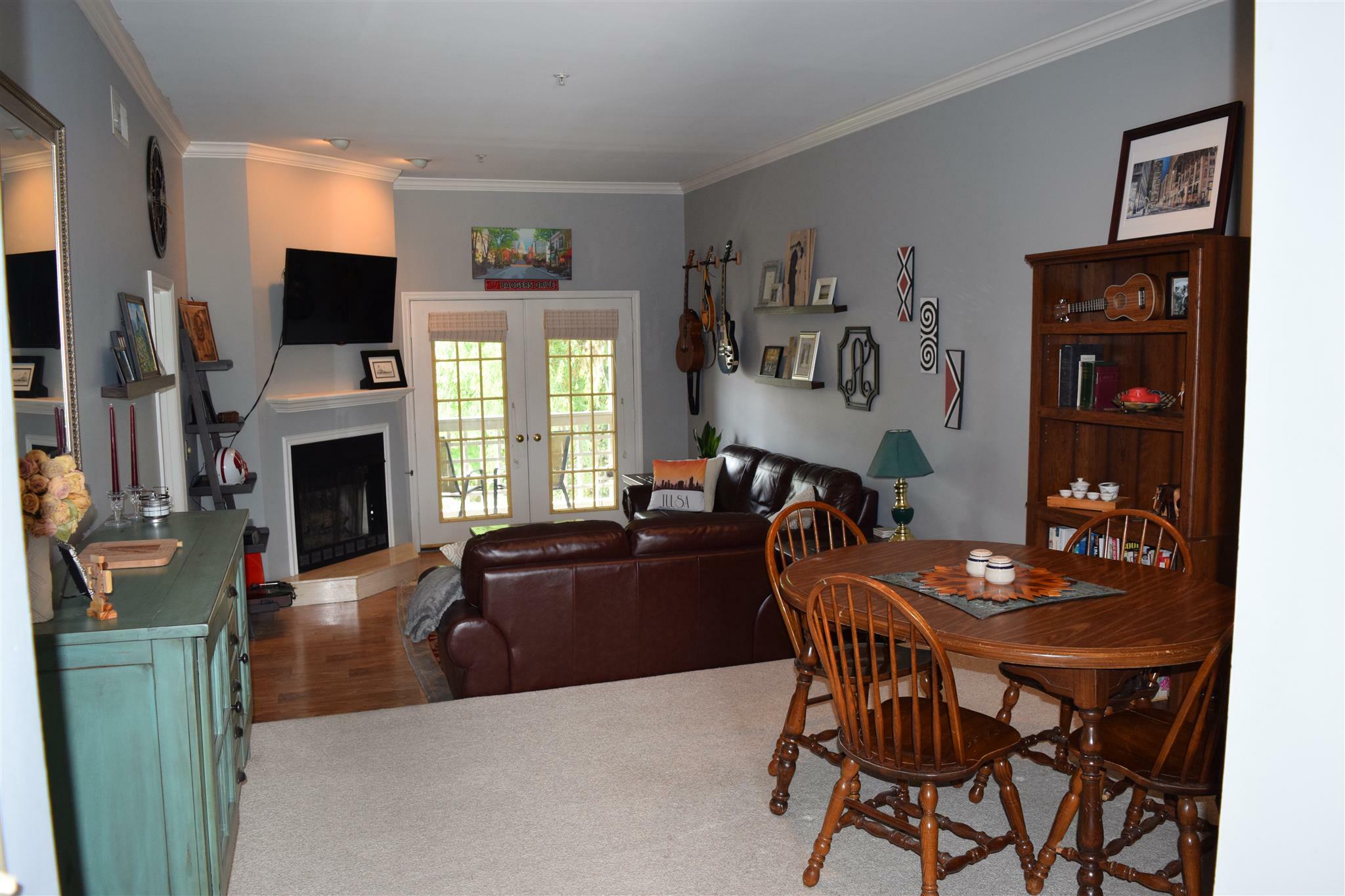 Property Photo:  105 West End Place  TN 37205 