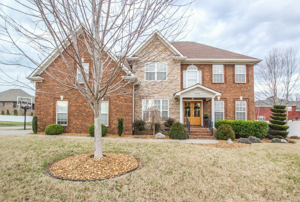 Property Photo: 1923 Masterpiece Ave TN 37130