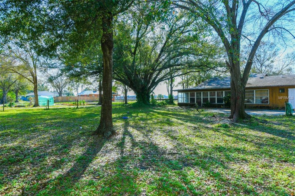 Property Photo:  2807 39th Street E  FL 34208 