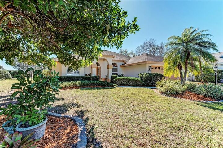 Property Photo:  4540 Hamlets Grove Drive  FL 34235 