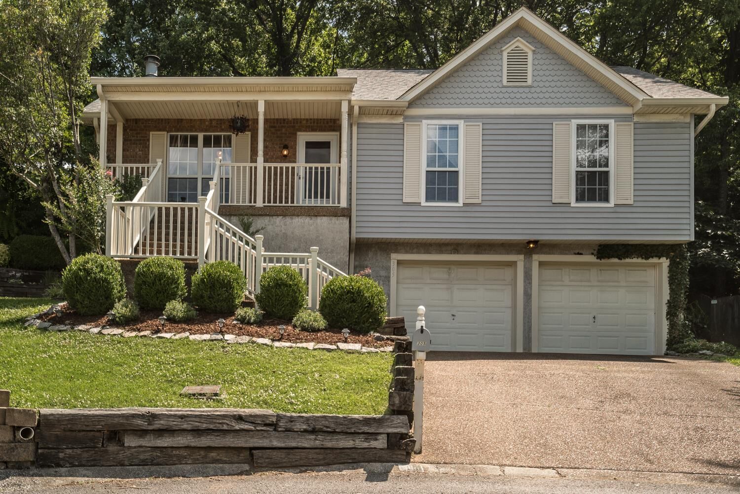 Property Photo:  305 Paulson Pl  TN 37013 